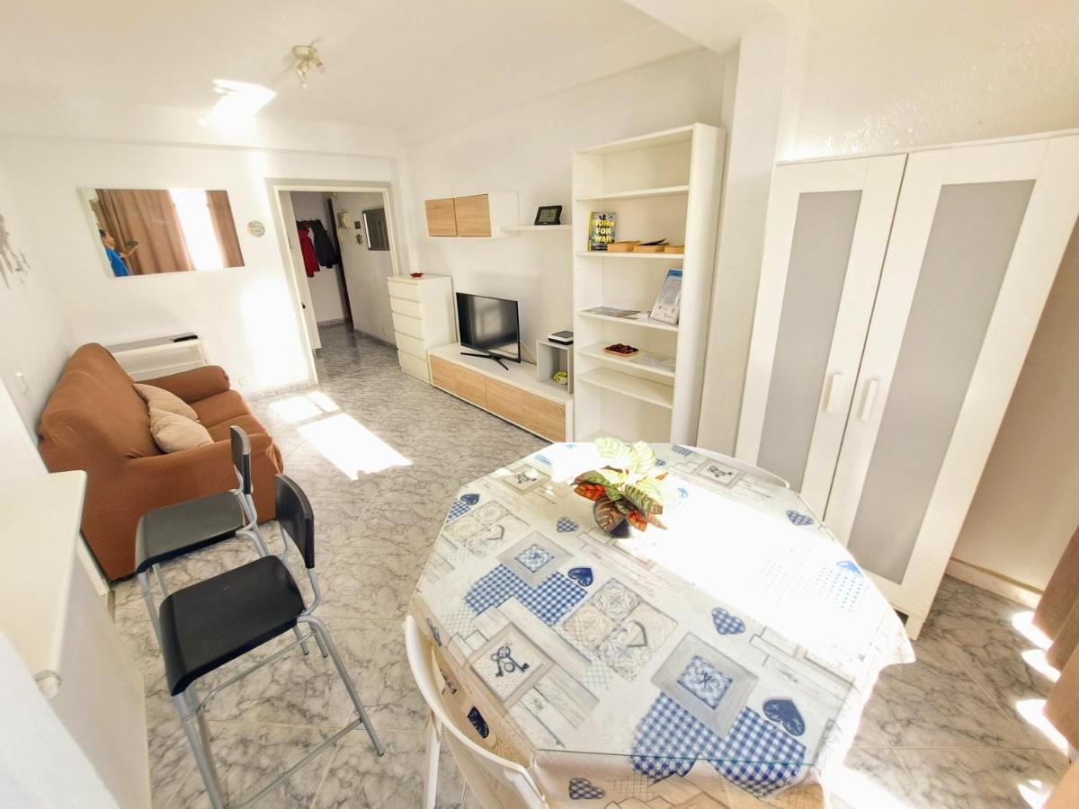Sea Breeze Apartment Estepona Exterior foto