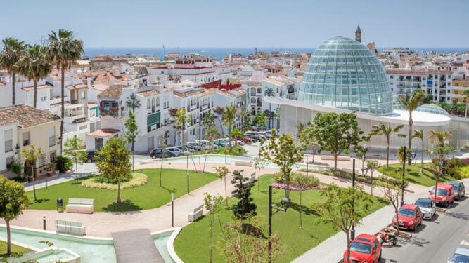Sea Breeze Apartment Estepona Exterior foto